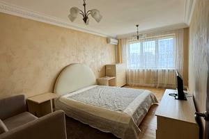 квартира по адресу Оболонский просп., 18-Б