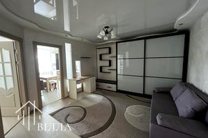 квартира за адресою Тролейбусна вул., 9-В