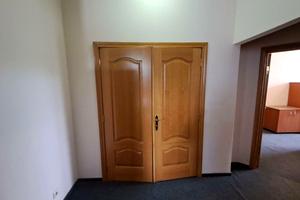 комерційна за адресою Лук'янівська вул., 1