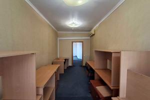 комерційна за адресою Лук'янівська вул., 1