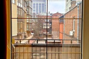 квартира за адресою Мечникова вул., 15