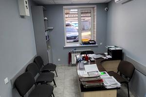 комерційна за адресою Шевченка вул., 37