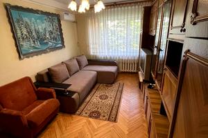 квартира за адресою Василя Тютюнника вул. (Анрі Барбюса), 47