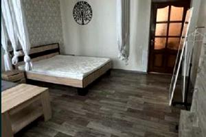 квартира за адресою Возз'єднання України вул., 1
