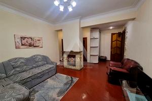 квартира по адресу Маяковского просп., 4