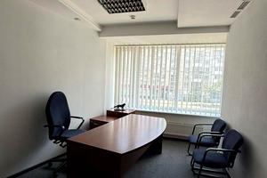 комерційна за адресою Борщагівська вул., 128