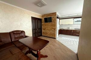 квартира за адресою В'ячеслава Чорновола вул., 60