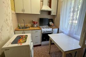 квартира за адресою Полякова вул., 13-А
