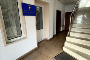 комерційна за адресою Верхня Берегова вул., 9
