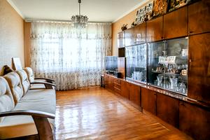 квартира за адресою Ньютона вул., 135а