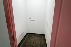 коммерческая по адресу Героїв Космосу ул., 4