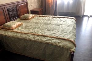 квартира за адресою Ревуцького вул., 9