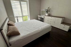 квартира за адресою Привокзальна вул., 10г