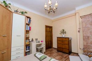 квартира за адресою Художня, 61