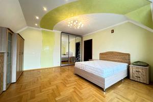 будинок за адресою івасюка, 28
