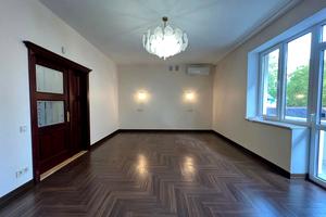 квартира за адресою Республіканська вул., 18