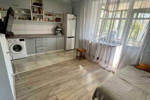 квартира за адресою Миколи Зерова вул., 13А