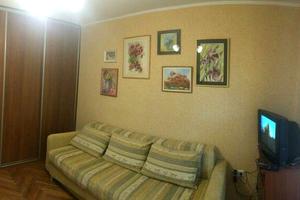 квартира за адресою Академіка Глушкова просп., 24