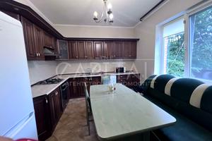 будинок за адресою Купріна вул.