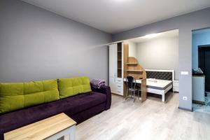квартира за адресою Макогона вул., 25