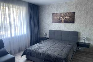 квартира за адресою Райдужна, 100