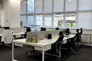 комерційна за адресою Сім'ї Прахових вул. (Гайдара), 58
