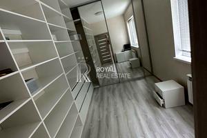будинок за адресою Київська вул., 121