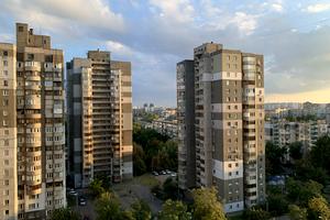 кімната за адресою Азербайджанська вул. (Бакинських Комісарів), 8-Б