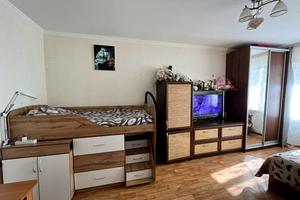 квартира за адресою Космонавтів вул., 3