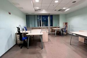 комерційна за адресою Дегтярівська вул., 53