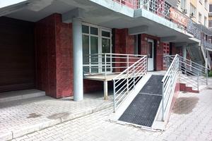 комерційна за адресою Михайла Максимовича вул. (Онуфрія Трутенка), 3-Г