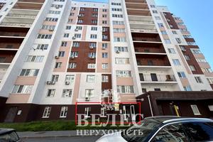 комерційна за адресою Машинобудівників вул., 23
