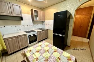 квартира за адресою Радунська вул., 42/10