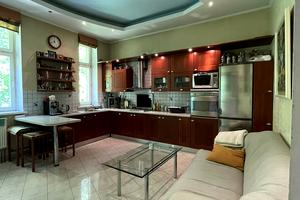 квартира за адресою Івана Франка вул., 124