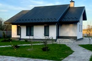 будинок за адресою Лісова вул.