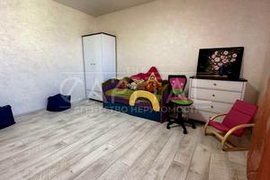 будинок за адресою Центральна вул., 4