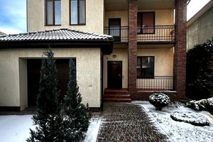 дом по адресу Херсон, Українська