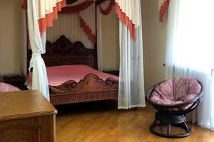 будинок за адресою Дніпровська вул., 44