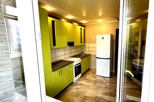 квартира за адресою Михайла Лушпи просп., 5 к30