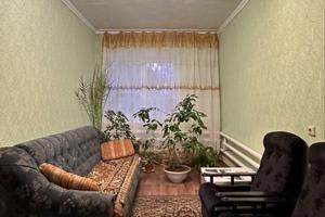 дом по адресу Радісна вулиця