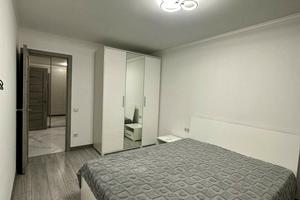квартира за адресою Злуки просп., 7