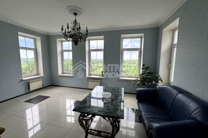 будинок за адресою Підгородня