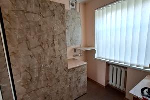 комерційна за адресою 200-річчя Кривого Рогу просп., 19