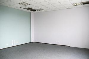 коммерческая по адресу Героїв Космосу ул., 4