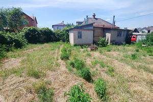 будинок за адресою Окружний пров.
