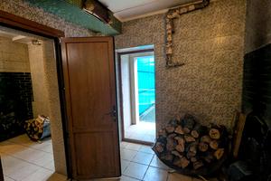 комерційна за адресою Максима Рильського вул., 19