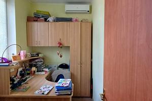 комерційна за адресою Козача вул., 47