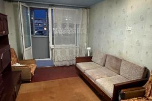 квартира по адресу Гвардейцев-Широнинцев ул., 63