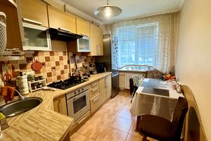 квартира за адресою Алма-Атинська вул., 13