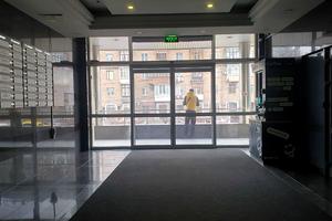 комерційна за адресою Антоновича вул. (Горького), 172